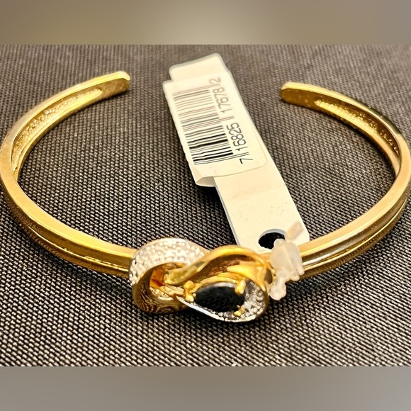 PAC Demure 18K Gold over Brass Sapphire and Diamond Infinity Bracelet New in Box - Picture 6 of 17